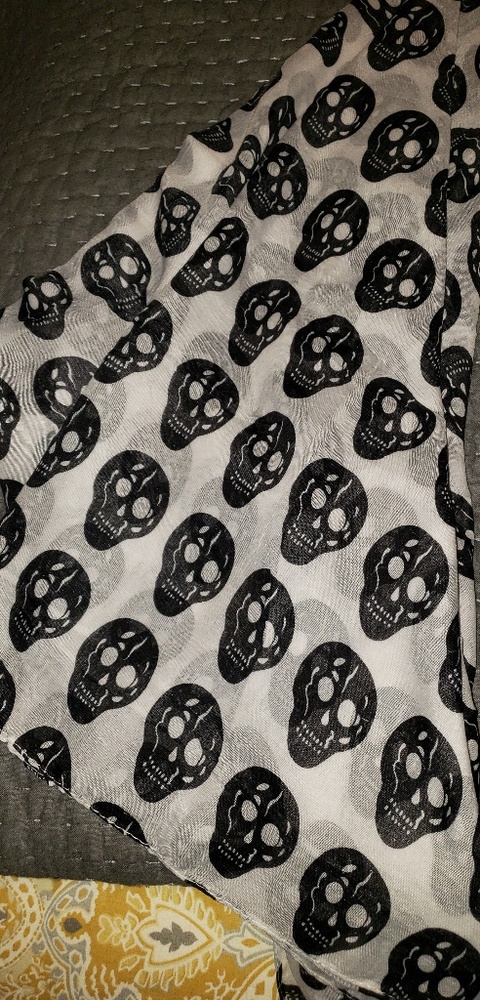 Skull Scarf
